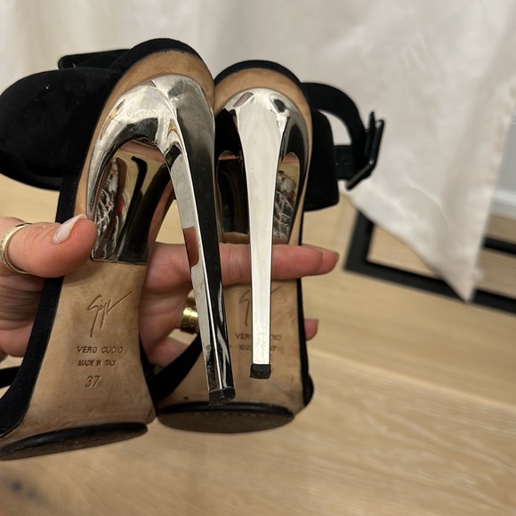 GIUSEPPE ZANOTTI HEELS SIZE 37 - Picture 6 of 8